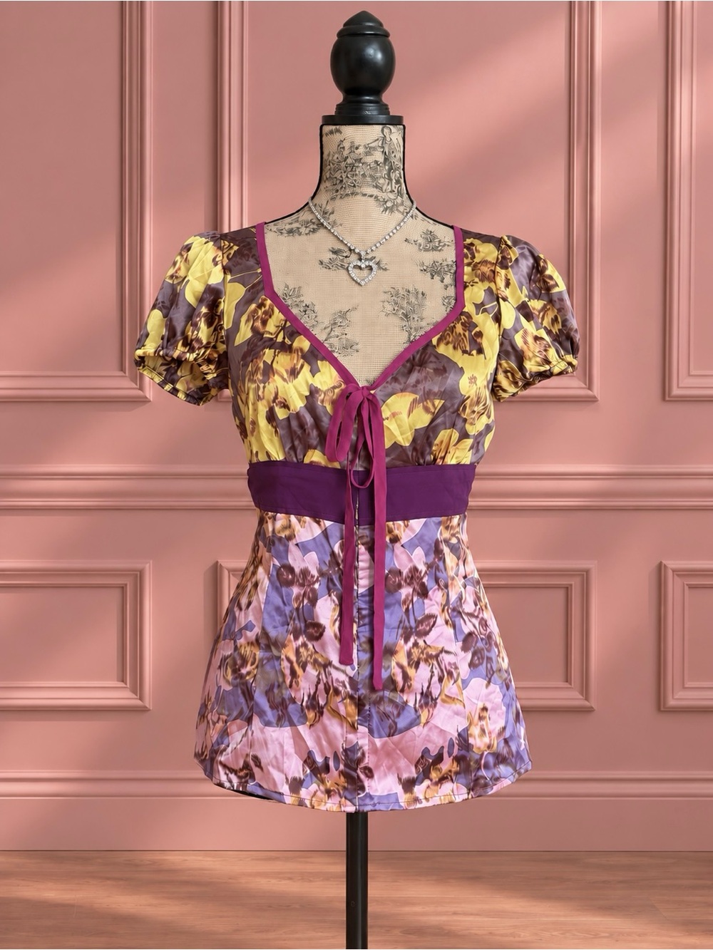 Y2K Marciano Silk Floral V-Neck Top Puff Sleeves